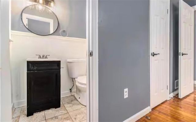 2958 Holcomb Court, East Point, GA 30344