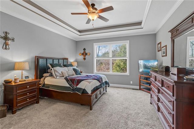 830 Evergreen Street, Basehor, KS 66007