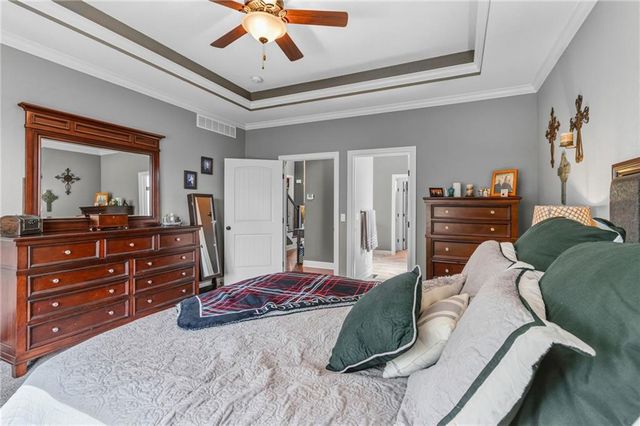 830 Evergreen Street, Basehor, KS 66007