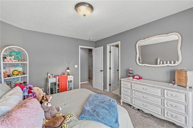 830 Evergreen Street, Basehor, KS 66007