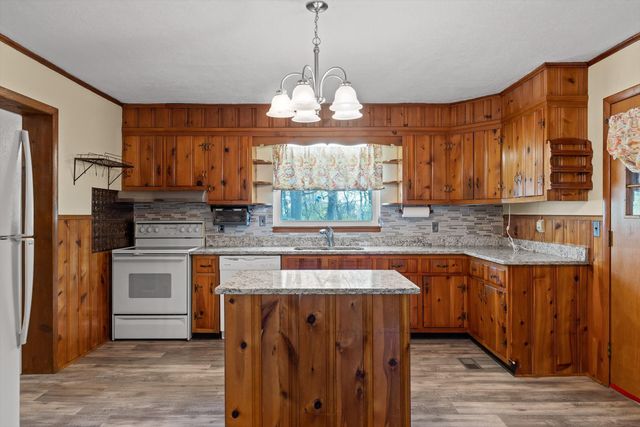 253 Castleberry Street, Rossville, GA 30741