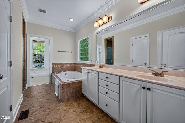 1104 Tavernier Knoll Lane, Raleigh, NC 27603