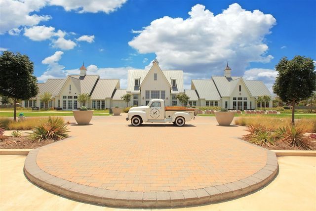 2900 Cloudbreaker Lane, Northlake, TX 76247