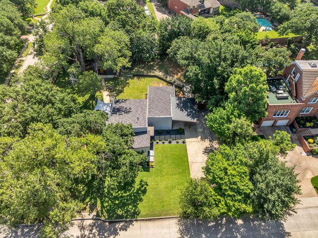 3449 WT PARR Road W, Grapevine, TX 76051