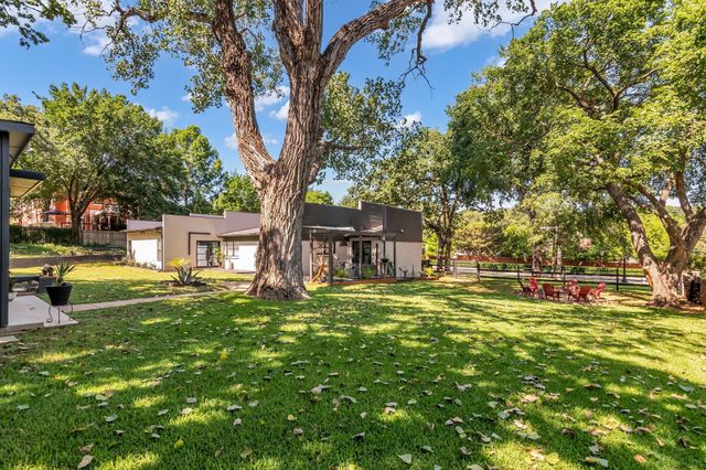 3449 WT PARR Road W, Grapevine, TX 76051