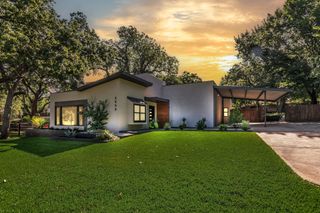 3449 WT PARR Road W, Grapevine, TX 76051