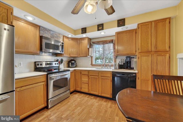 155 RICE DR, Morrisville, PA 19067