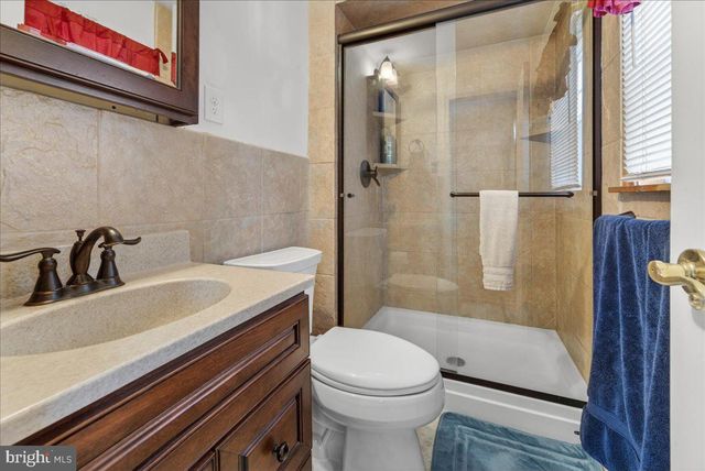 155 RICE DR, Morrisville, PA 19067