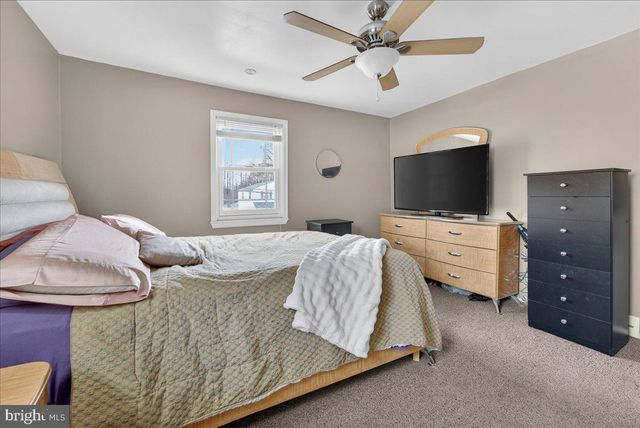 155 RICE DR, Morrisville, PA 19067