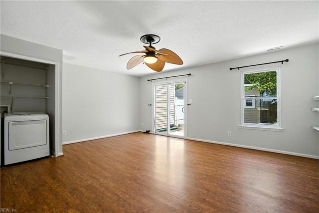267 Thalia Trace DR, Virginia Beach, VA 23452