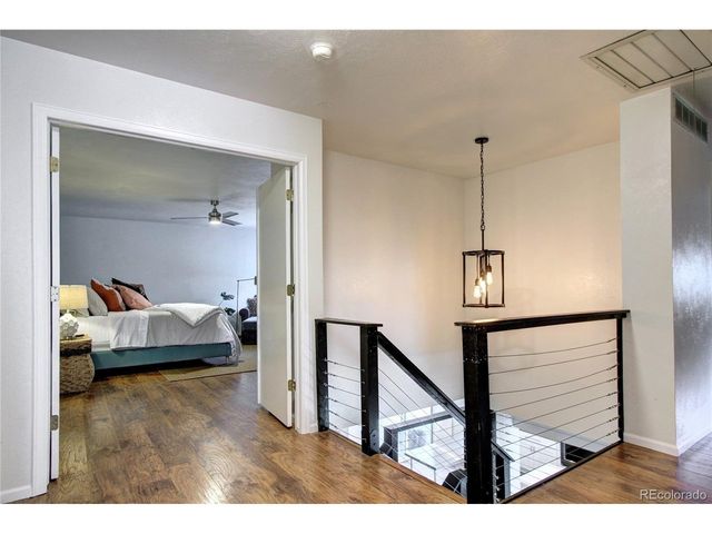 6134 E Mineral Dr, Centennial, CO 80112