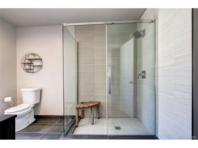 6134 E Mineral Dr, Centennial, CO 80112