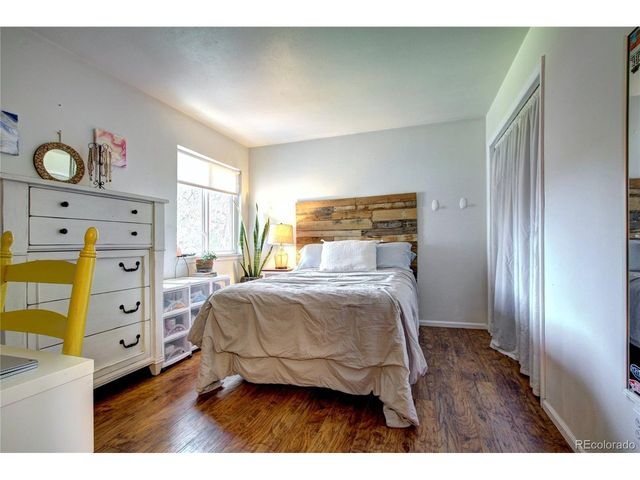 6134 E Mineral Dr, Centennial, CO 80112