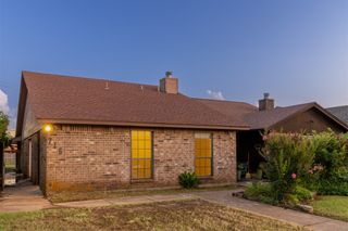 716 NW 137th Street, Edmond, OK 73013