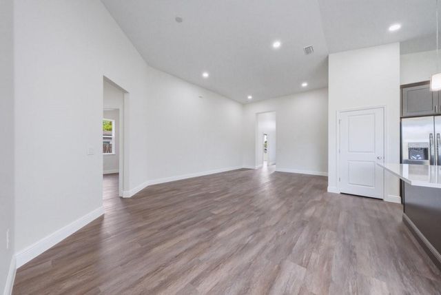 1302 MOSELLE AVENUE, Orlando, FL 32807