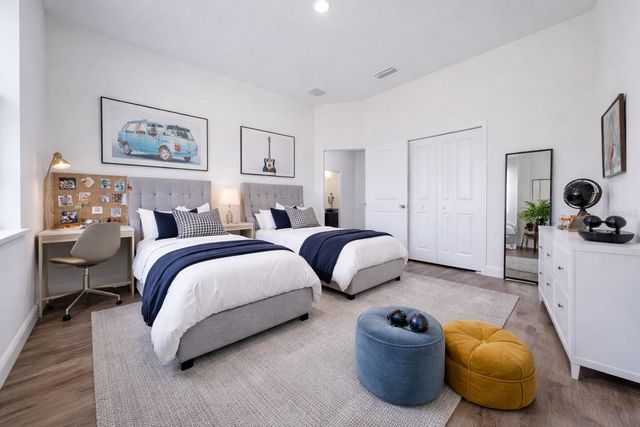 1302 MOSELLE AVENUE, Orlando, FL 32807