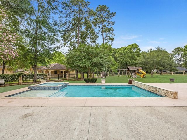 19627 Riverwalk Drive, Porter, TX 77365