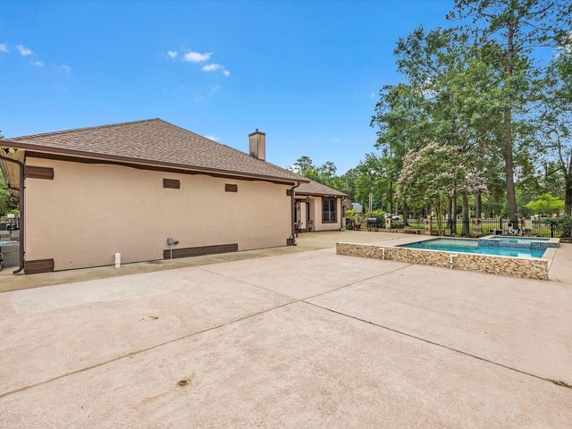 19627 Riverwalk Drive, Porter, TX 77365