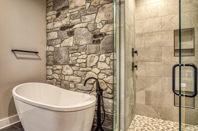 855 Campbell Lead Road, Gatlinburg, TN 37738