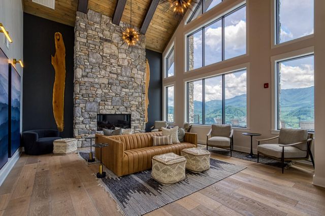 855 Campbell Lead Road, Gatlinburg, TN 37738