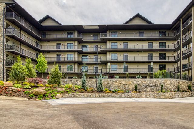 855 Campbell Lead Road, Gatlinburg, TN 37738