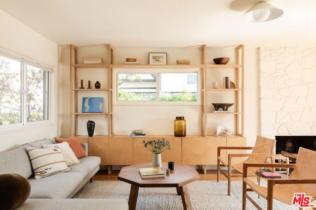 2652 Range Road, Los Angeles, CA 90065