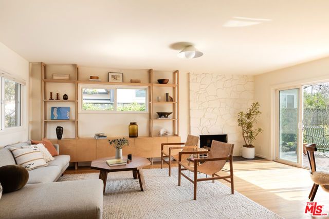 2652 Range Road, Los Angeles, CA 90065