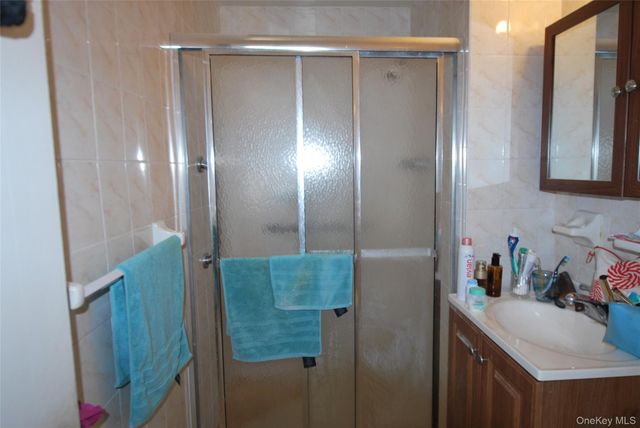 1 Sadore Lane 4O, Yonkers, NY 10710