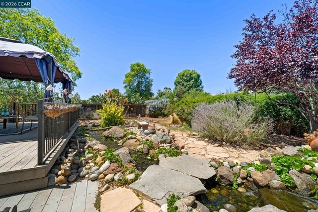 1361 La Vista Ave, Concord, CA 94521