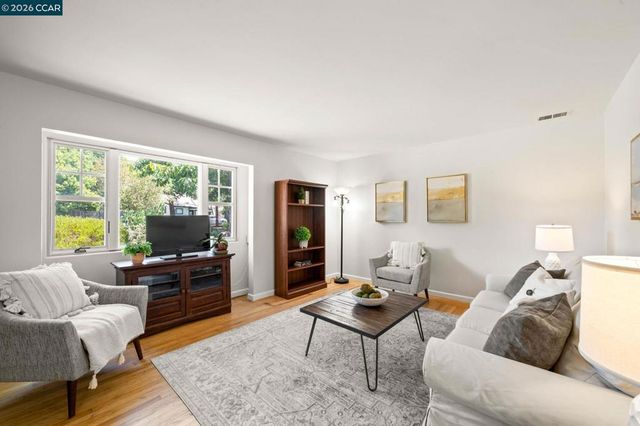 1361 La Vista Ave, Concord, CA 94521