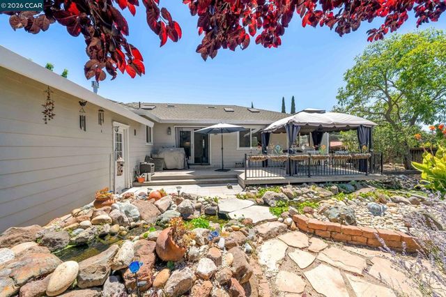1361 La Vista Ave, Concord, CA 94521