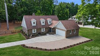 4724 Weddington Matthews Road, Matthews, NC 28104