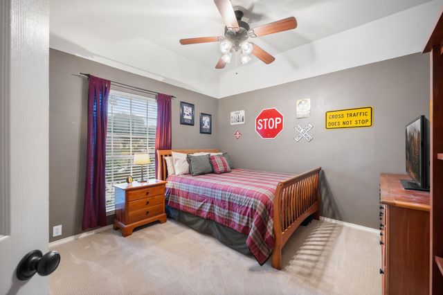 3202 Harbor Pointe Drive, Rowlett, TX 75088