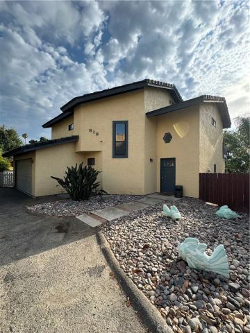 818 Nardo, Encinitas, CA 92024