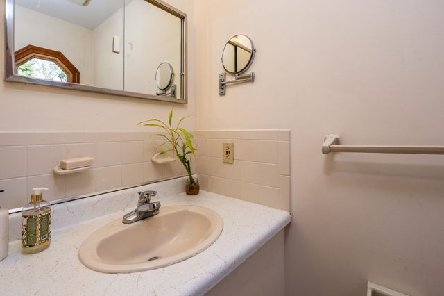 382 Mariner Circle, Cotuit, MA 02635