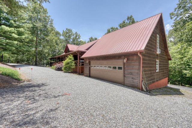885 Tomahawk Trail, Blairsville, GA 30512