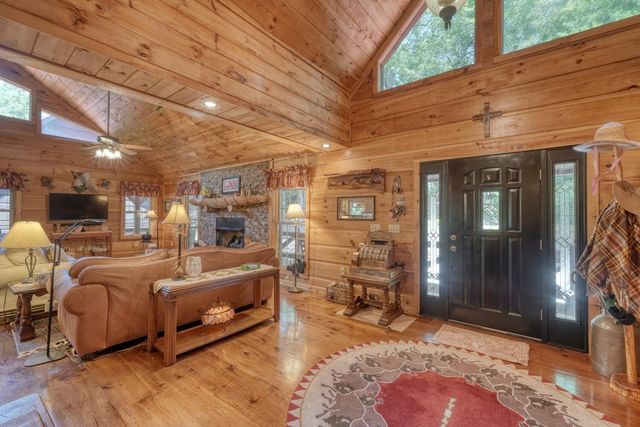 885 Tomahawk Trail, Blairsville, GA 30512