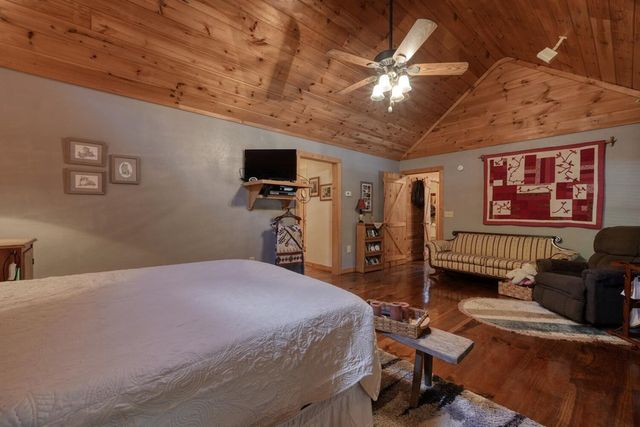 885 Tomahawk Trail, Blairsville, GA 30512