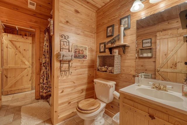 885 Tomahawk Trail, Blairsville, GA 30512