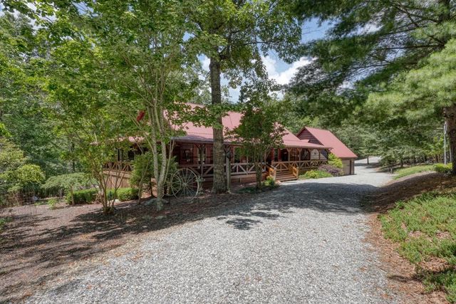 885 Tomahawk Trail, Blairsville, GA 30512