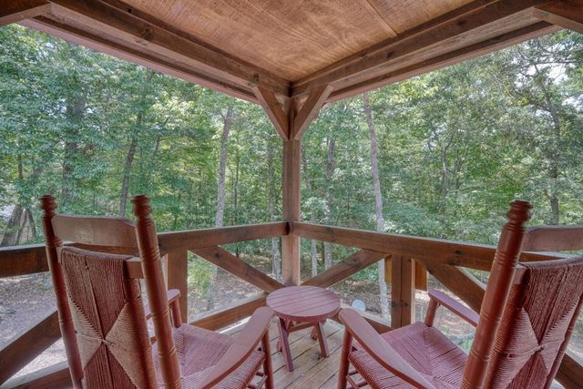 885 Tomahawk Trail, Blairsville, GA 30512