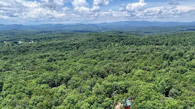 885 Tomahawk Trail, Blairsville, GA 30512