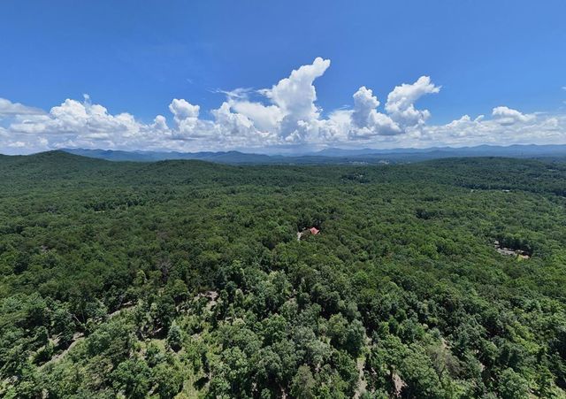 885 Tomahawk Trail, Blairsville, GA 30512