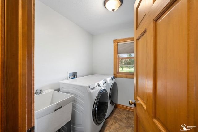 14725 Dixon Road, Dundee, MI 48131