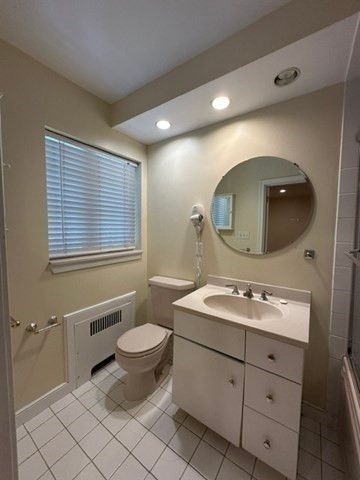 12 Still St. 15, Brookline, MA 02446