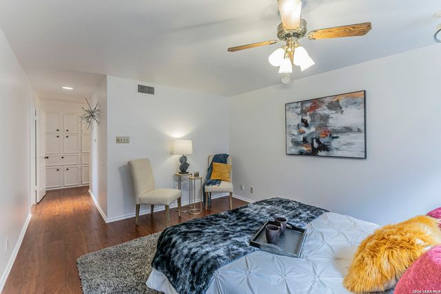 7930 Roanoke Run Apt 207, San Antonio, TX 78240