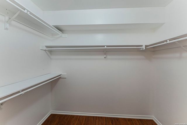 7930 Roanoke Run Apt 207, San Antonio, TX 78240