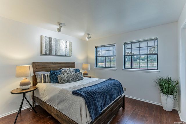 7930 Roanoke Run Apt 207, San Antonio, TX 78240