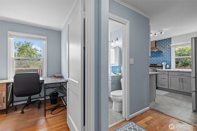 12450 1st Avenue SW, Burien, WA 98146