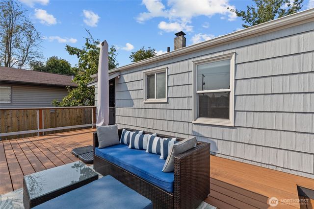 12450 1st Avenue SW, Burien, WA 98146